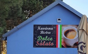 Atypické reklamní cedule pro kavárnu - reklamní cedule Brno