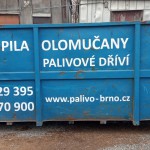 Reklamní polep přepravních kontejnerů na dřevo, Brno